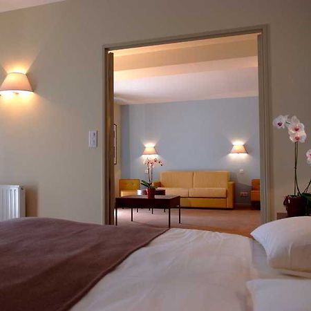 Clarion Suites Corneille Luchon Bagnères-de-Luchon Værelse billede